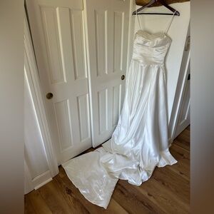 Wedding gown